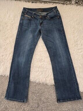Rock & Roll Cowgirl Riding Mid-rise Jeans. Classic bootcut. Size 31x32.